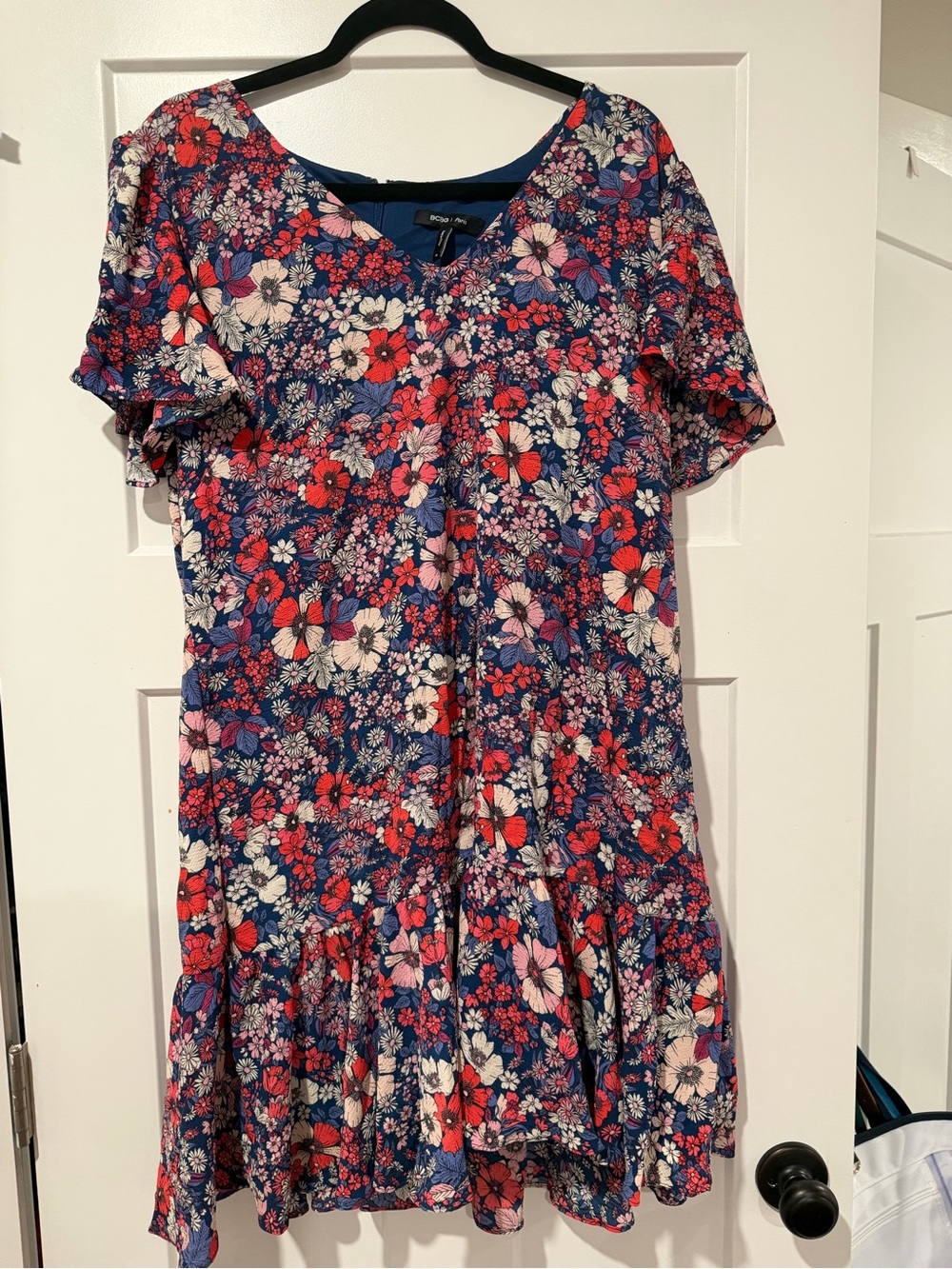 BCBG Floral V-Neck Navy Pink Red Short Sleeve Dress